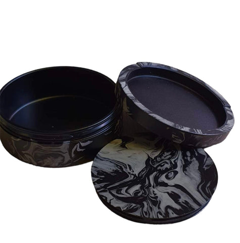 Snuff box