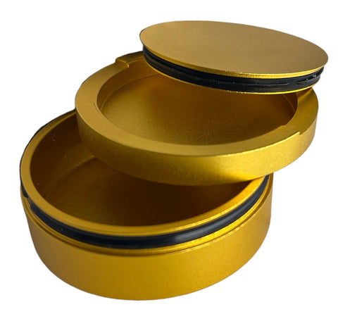 Snusdosa guld