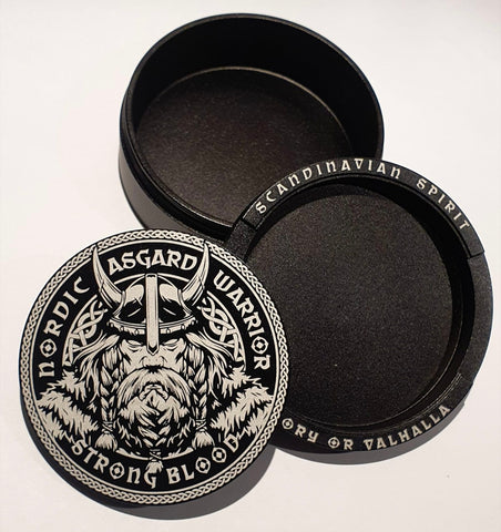 Snuff box