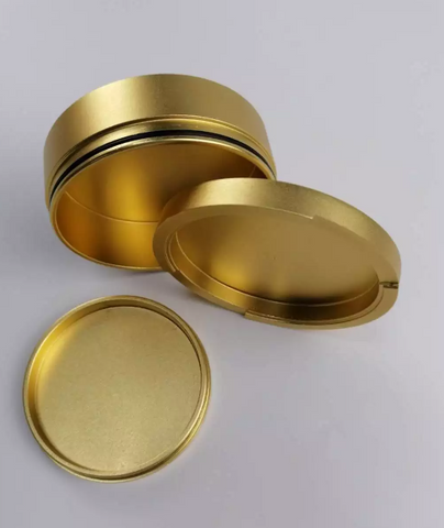 Snusdosa guld